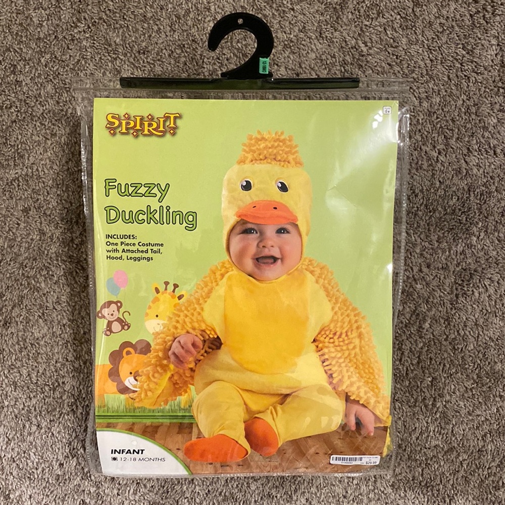 Spirit Halloween costume, Fuzzy duckling, size 12-18 months.